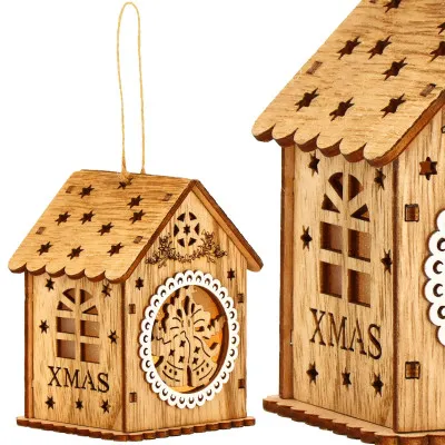 Drevený domček so zvončekmi svietiacimi 6,5x9 cm, vianočná ozdoba