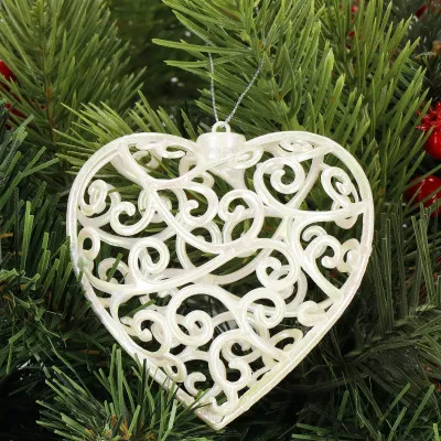 Srdiečko s ornamentmi 9cm biela perleť, vianočná ozdoba