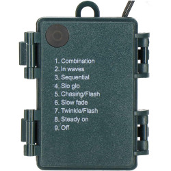 Vianočná reťaz LED Girlanda z vetvičiek so šiškami 2,8m zelená