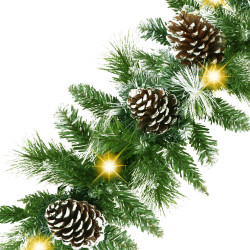 Vianočná reťaz LED Girlanda z vetvičiek so šiškami 2,8m zelená