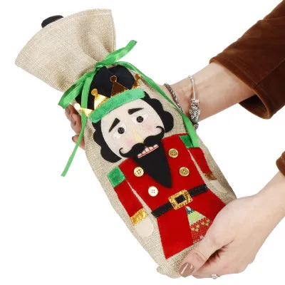 Vianočný obal na fľašu Luskáčik, vianočné dekorácie