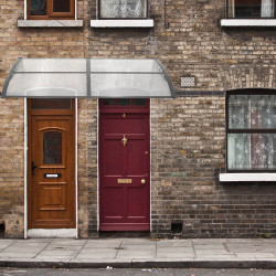 Vchodová strieška 200x95 cm SPRINGOS POLYROOF sivá/transparentná