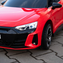 Dětské elektrické auto SPRINGOS AUDI RS e-tron GT 4x4