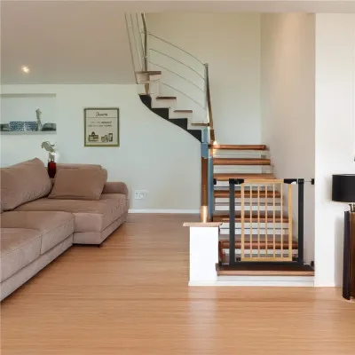 Bezpečnostná zábrana 75-82 cm SPRINGOS BABYLOCK hnedá/čierna