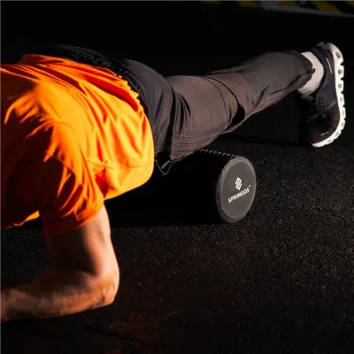 Masážny valec SPRINGOS RELAXA ROLLER čierny