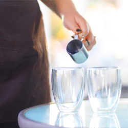 Pohár na kávu 350 ml SPRINGOS LATTE