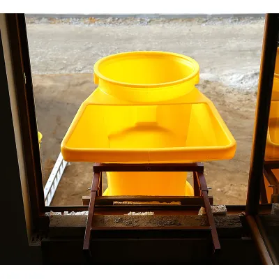 Úchyt pre zhoz na stavebnú suť HIGHER NR2