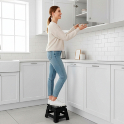 Skladacia stolička SPRINGOS HA7567 čierna