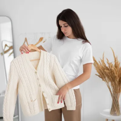 Drevené ramienka 30 ks SPRINGOS HG0086 prírodný