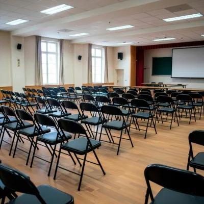 Skladacia stolička SPRINGOS GF0113 čierna