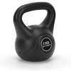 Činka typu kettlebell s hmotnosťou 2 kg ideálna pre domáci a kondičný tréning. Kompozitné zloženie pre vysokú odolnosť. Robustná konštrukcia s tvrdeným ABS plášťom a cementovou výplňou. Ergonomická rukoväť pre istý a pohodlný úchop. Stabilná rovnováha pre správnu techniku cvičenia. Vhodný pre začiatočníkov, ženy aj rehabilitačné cvičenia. Perfektný na posilňovanie paží, chrbta aj stredu tela.
