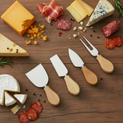 Servírovacia doska 33x33 cm SPRINGOS KI0168 prírodná