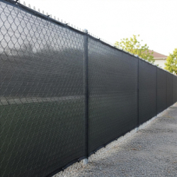 Tieniaca tkanina na plot 170cm x 10m 95% zatienenie SPRINGOS SN0068 svetlo antracitová