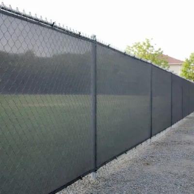 Tieniaca tkanina na plot 150cm x 50m 62% zatienenie SPRINGOS SN0071 svetlo antracitová