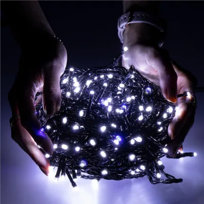 LED svetelná reťaz - 25,5m, 300LED, IP44, studená biela + záblesky