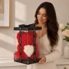 Medvedík z ruží 22 cm SPRINGOS ROSE BEAR HA7219 červený s bielym srdcom
