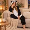Pyžamo overal panda veľ. M SPRINGOS HA5077 čierno-biele