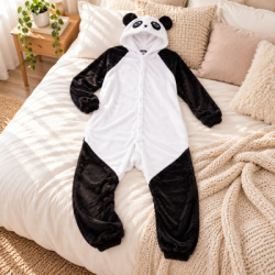 Pyžamo overal panda veľ. M SPRINGOS HA5077 čierno-biele