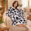 Mikinová deka oversize s kapucňou SPRINGOS HA7570 bielo-čierna
