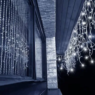 LED kvaple - 14,5m, 300LED, IP44, studená biela + záblesky