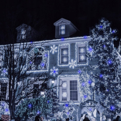 LED svetelná reťaz - 25,5m, 300LED, IP44, studená biela + záblesky