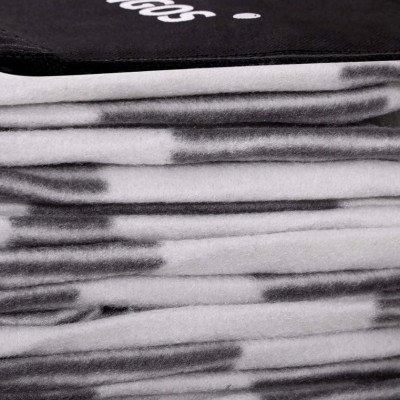 Pikniková deka 220x180 cm, šedo-biela SPRINGOS ANGLES